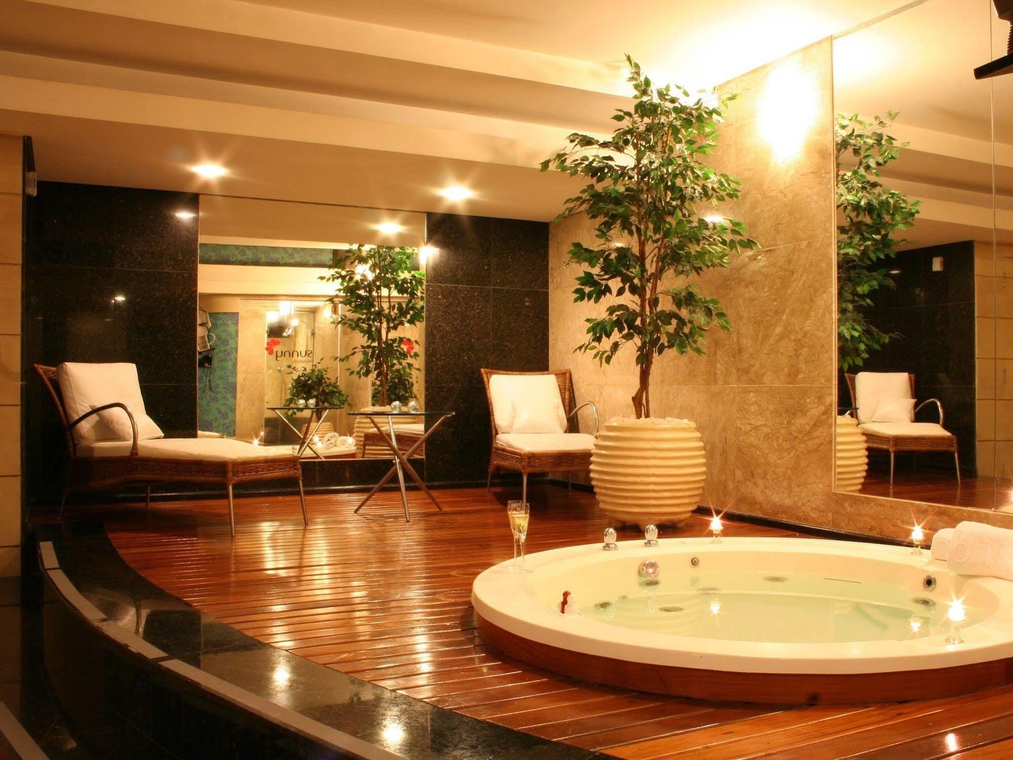Motel Sunny (Adults Only) เบโลโอรีซอนชี ภายนอก รูปภาพ